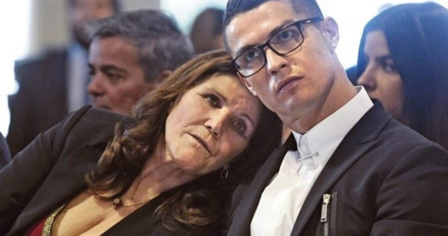 Dolores Aveiro consola Cristiano Ronaldo: &#34;Meu orgulho. A mãe já vai&#34;