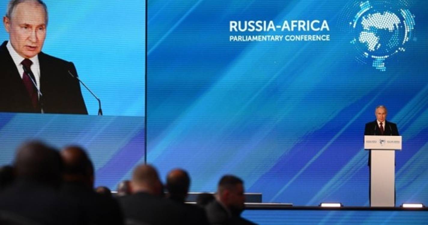 PR russo promete entregar cereais a África se acordo não prosseguir dentro de dois meses