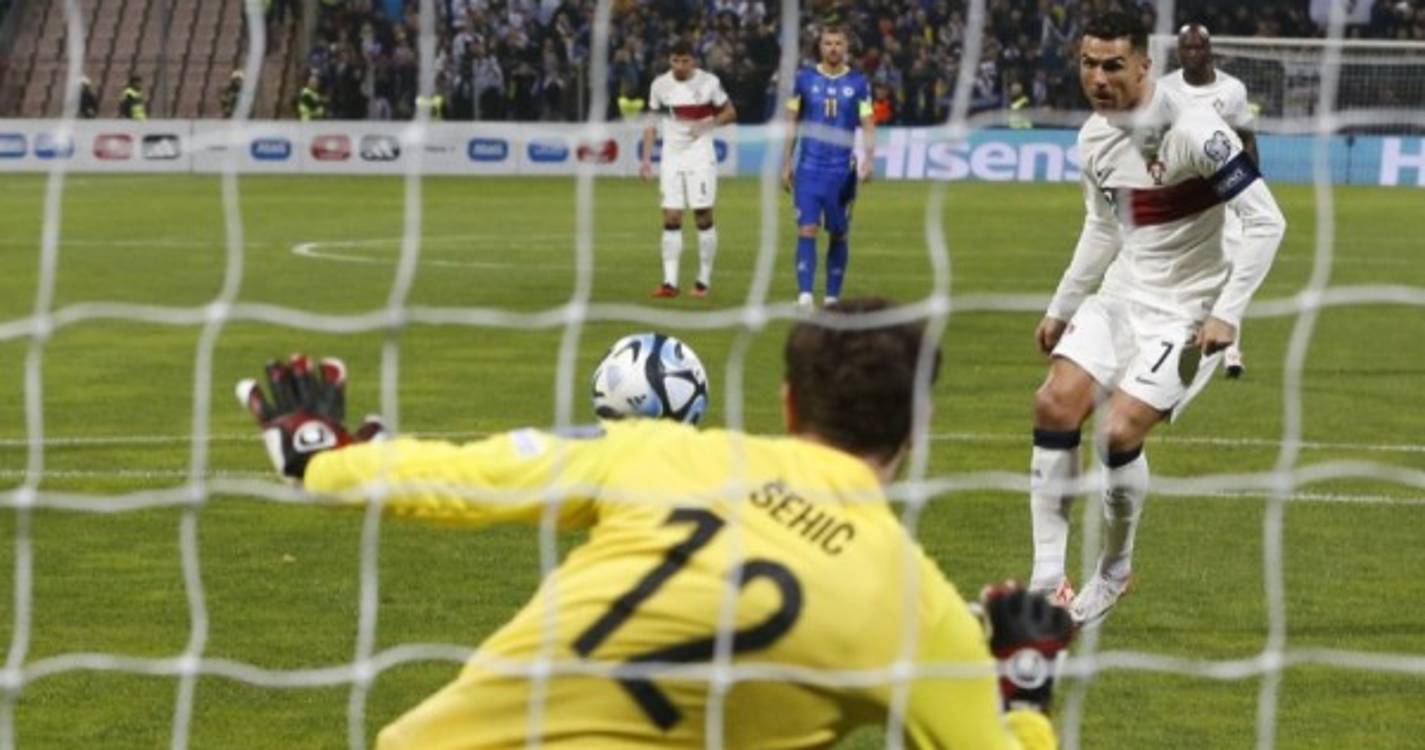 Apuramento Euro2024: Portugal vai goleando na Bósnia ao intervalo