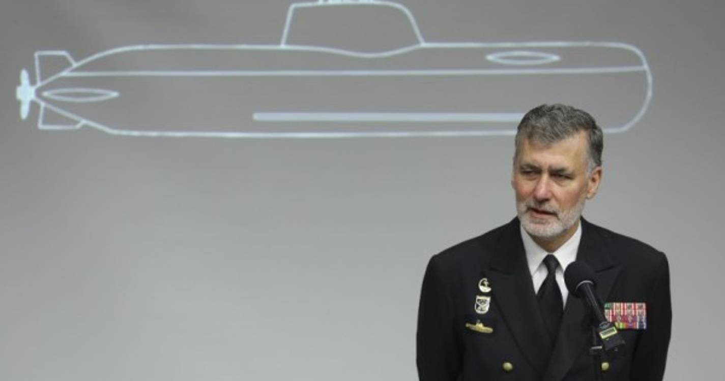 PR condecora vice-almirante Gouveia e Melo pela sua carreira militar