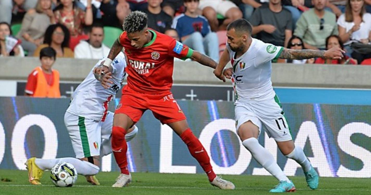 Estrela da Amadora empata nos Barreiros