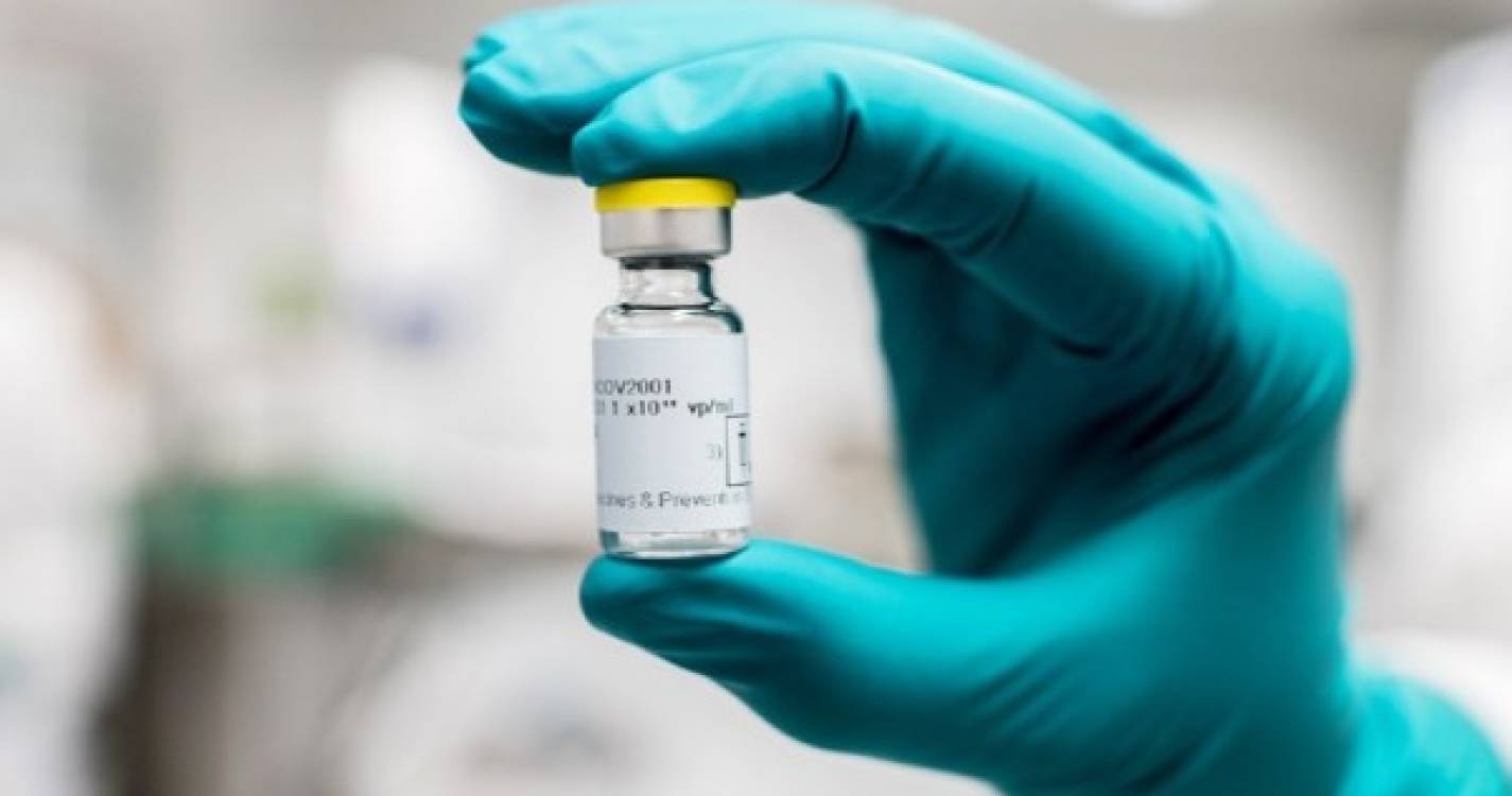Vacina da Janssen produziu resposta imunitária por dois meses com uma toma