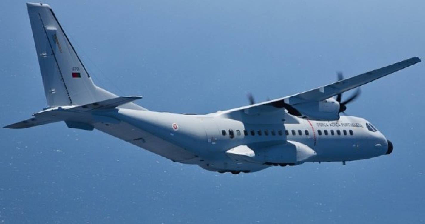 Força Aérea faz transporte urgente de doente para a Madeira