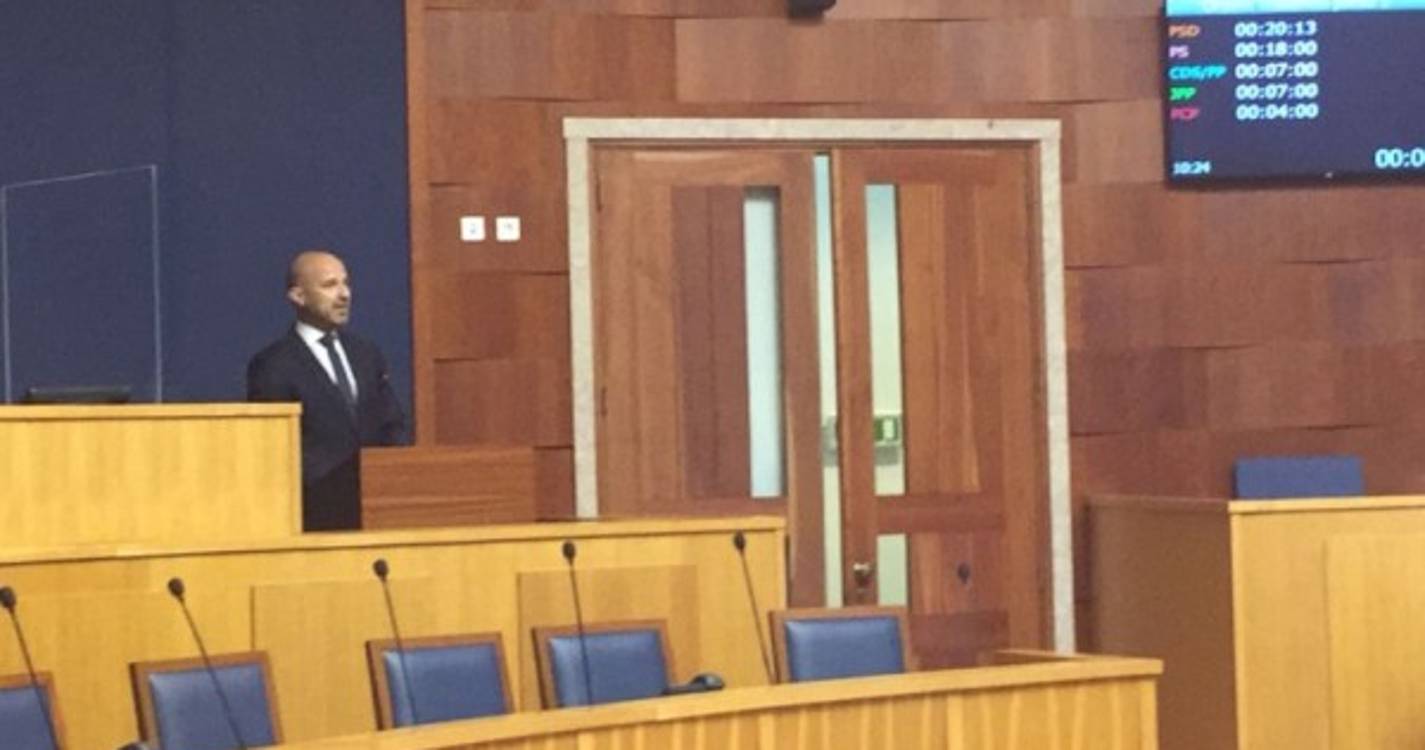 PSD reivindica à República alterações na regionalização dos Serviços de Registo e Notariado