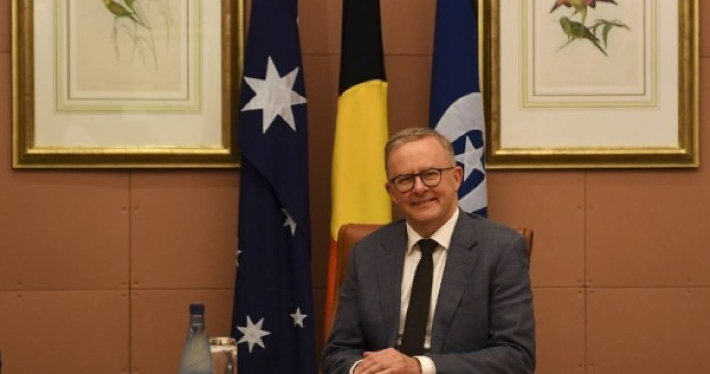 Primeiro-ministro australiano vai visitar França para restabelecer relações