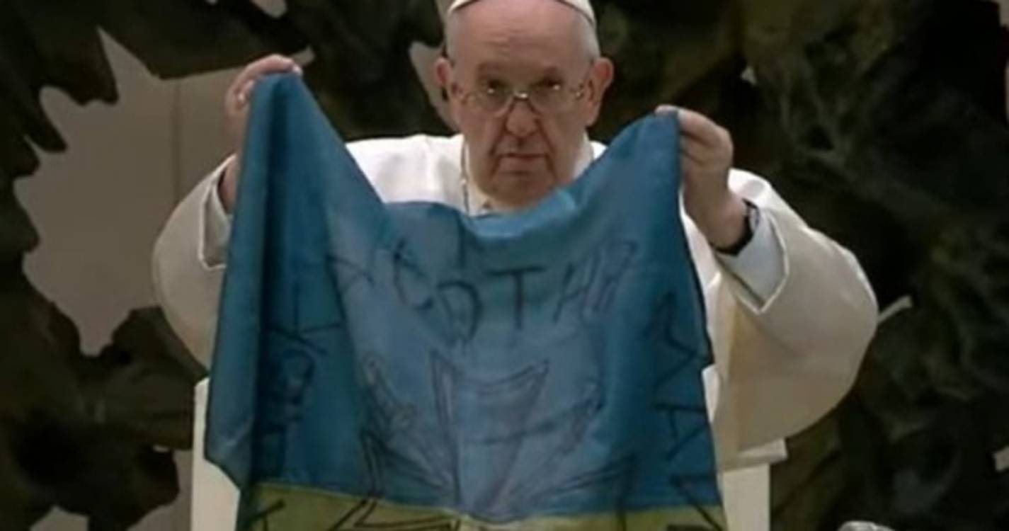 Ucrânia: Vaticano prepara reunião do Papa com Zelensky