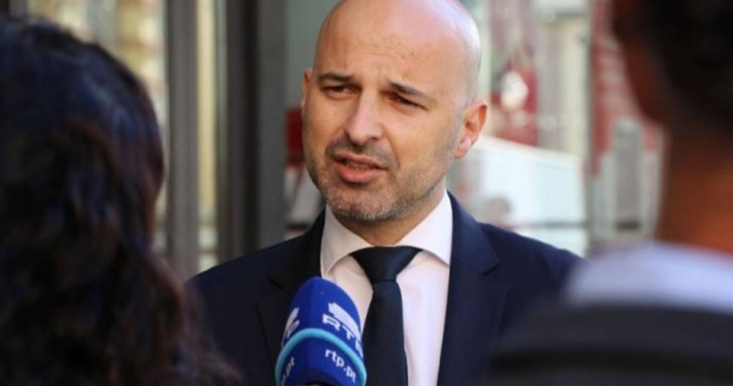 Brício Araújo diz que Santa Cruz &#34;continua a se endividar e a cobrar taxas ilegais&#34;