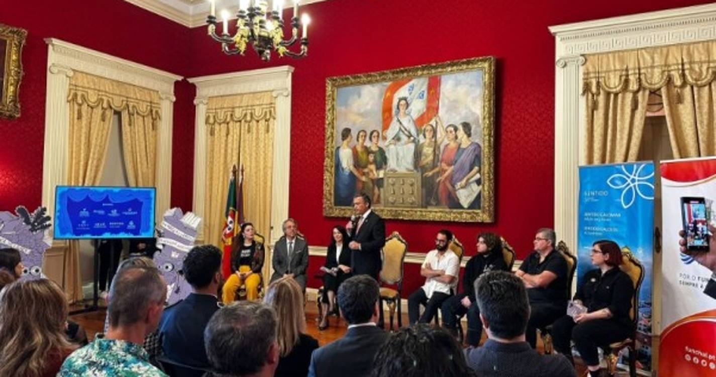 Feira do Livro com concerto de Sofia Escobar, apresentação de Miguel Sousa Tavares e muito mais