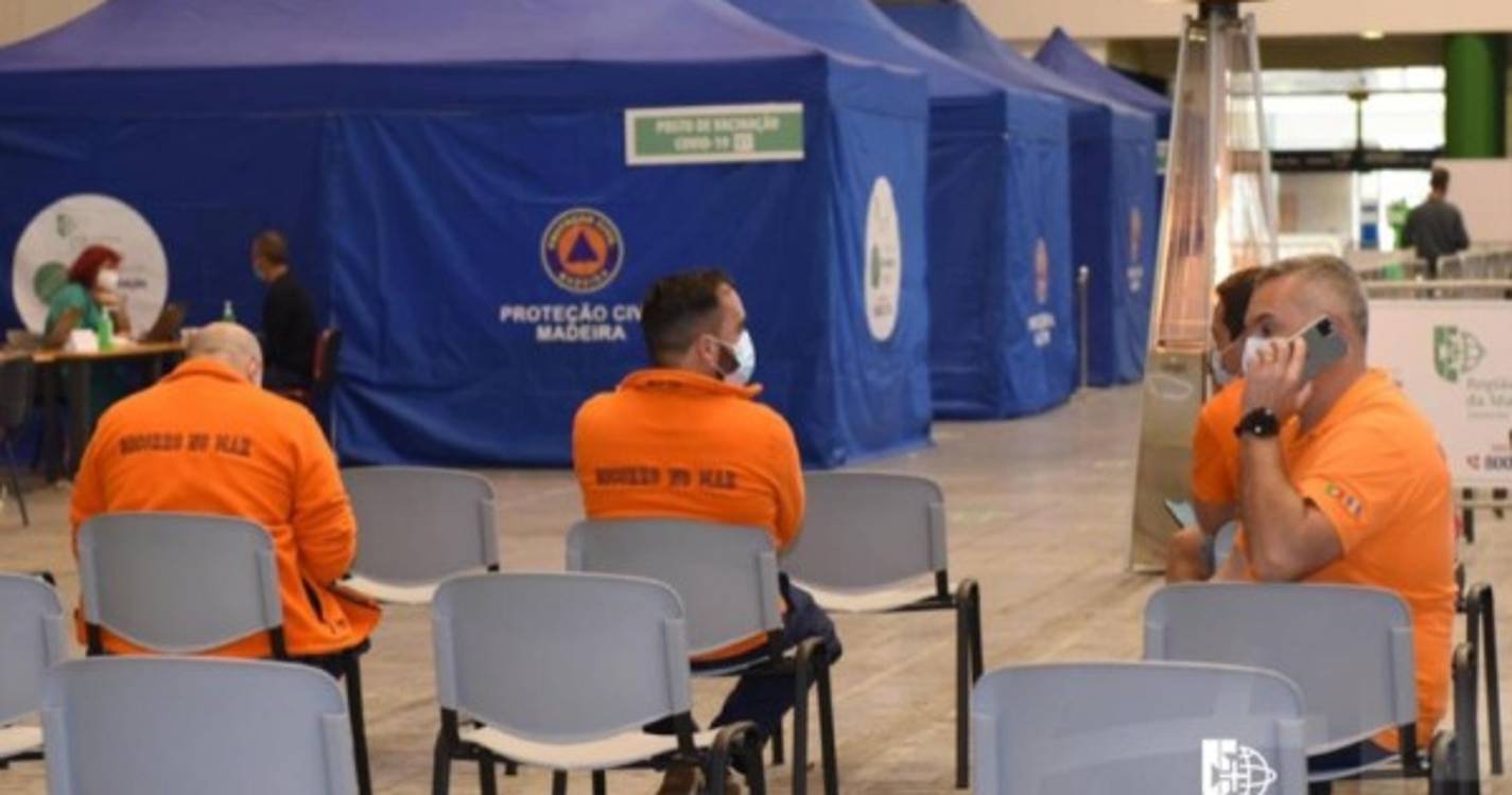 Covid-19: Vacinação de equipas das forças de segurança, bombeiros e Cruz Vermelha decorre hoje no Madeira Tecnopolo
