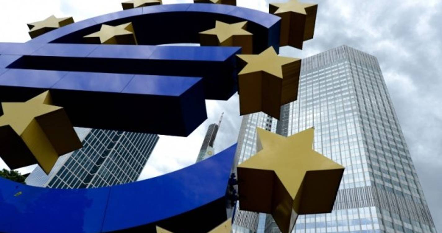 BCE deve manter política monetária na reunião de hoje