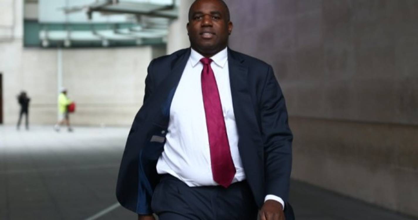 Brexit: Partido Trabalhista disposto a negociar &#34;soluções práticas com UE