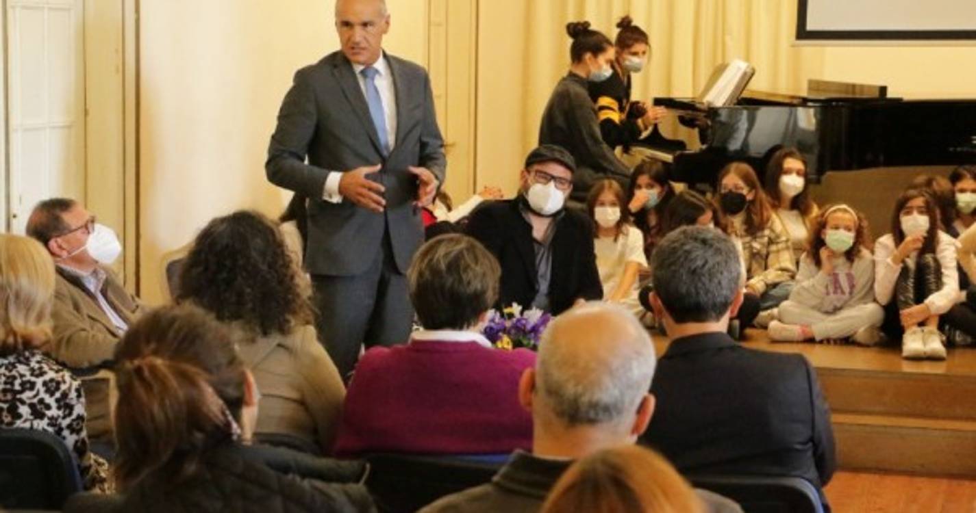 Primeiro volume 'Música Pop Portuguesa' apresentado