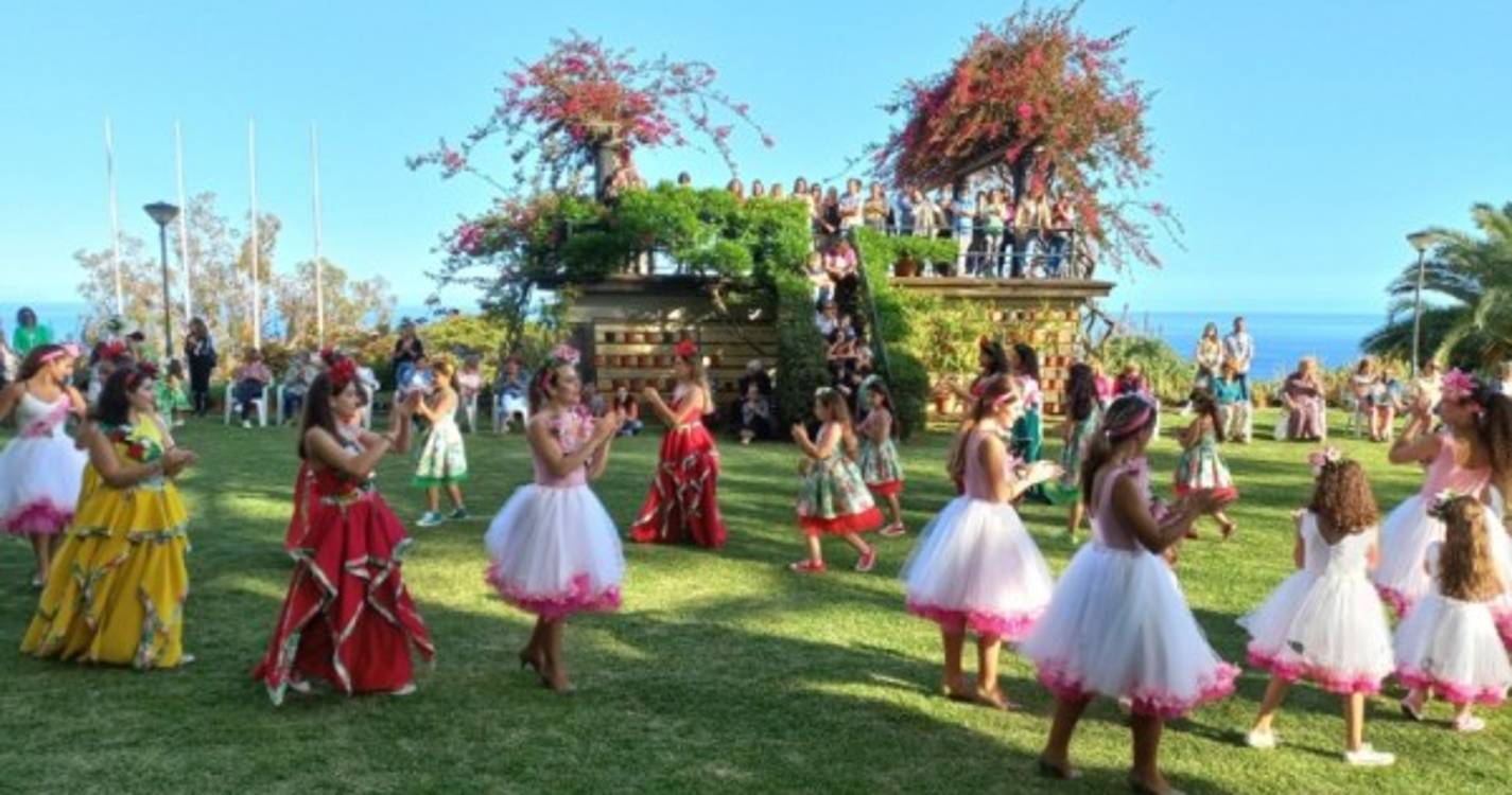 Festa da Flor coloriu freguesia do Imaculado