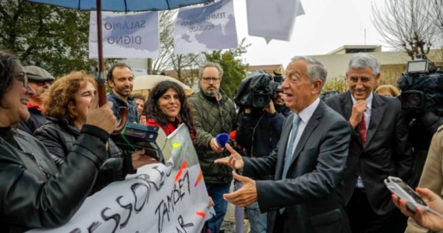 Professores queixam-se "muitas vezes com razão das suas condições"