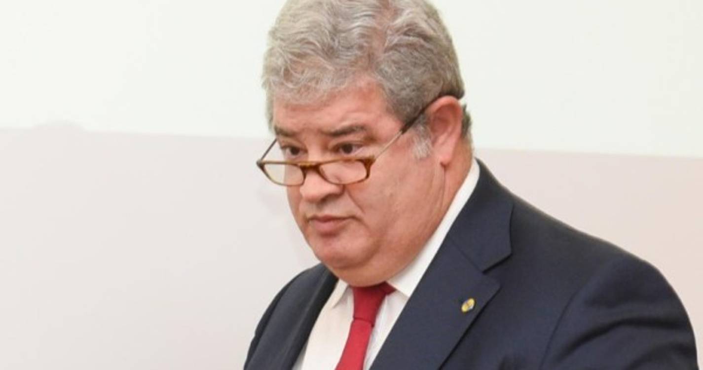 Região preocupada com aumento da variante Delta mas consegue estar a viver próximo do normal