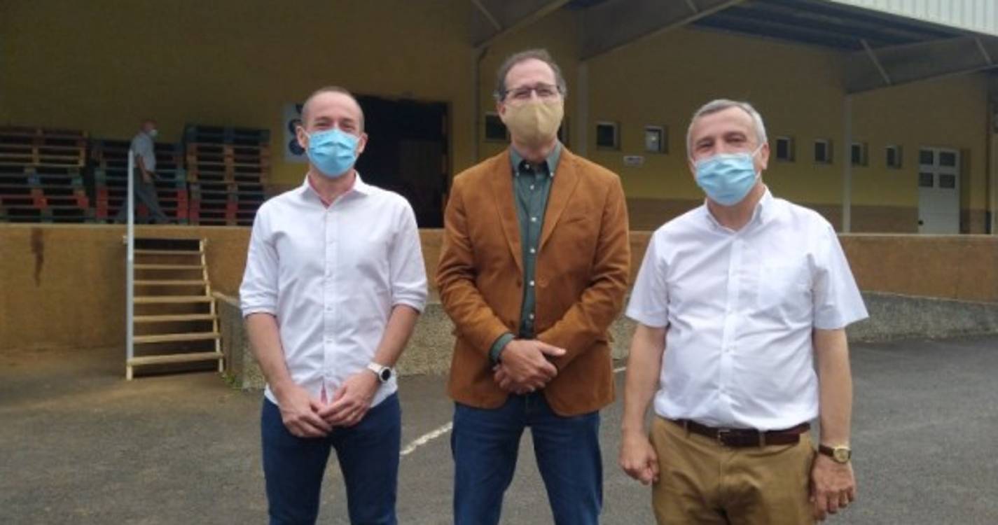 Governo apoia agricultores do Porto Moniz