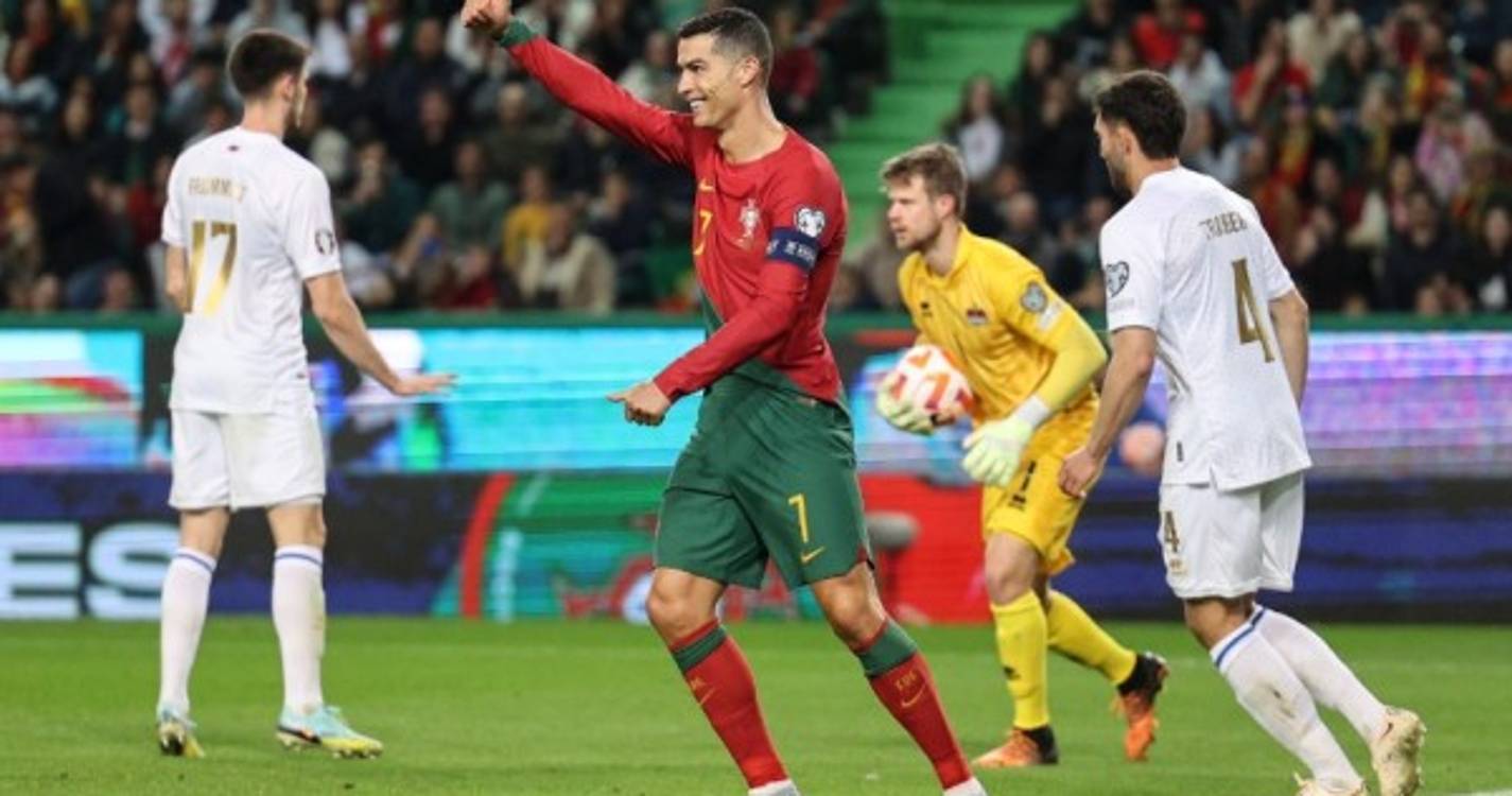 Apuramento Euro2024: Portugal entra a vencer (4-0) com dois golos de Ronaldo