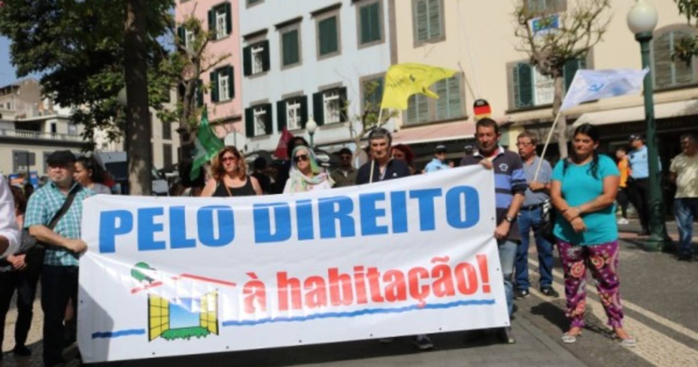 "A Habitação é um direito não pode ser um negócio", alerta CDU