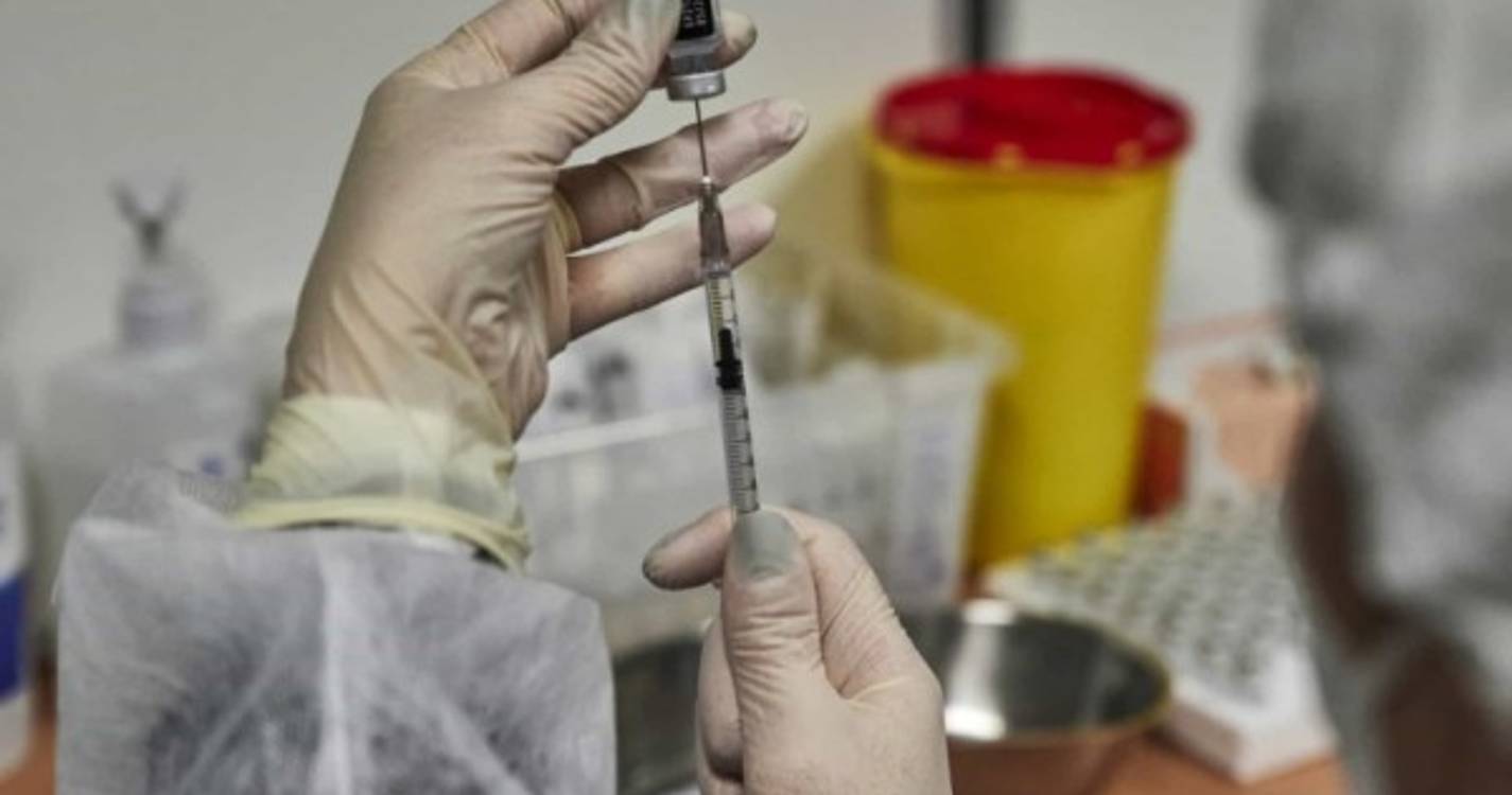 Covid-19: Covax já distribuiu mil milhões de doses de vacina