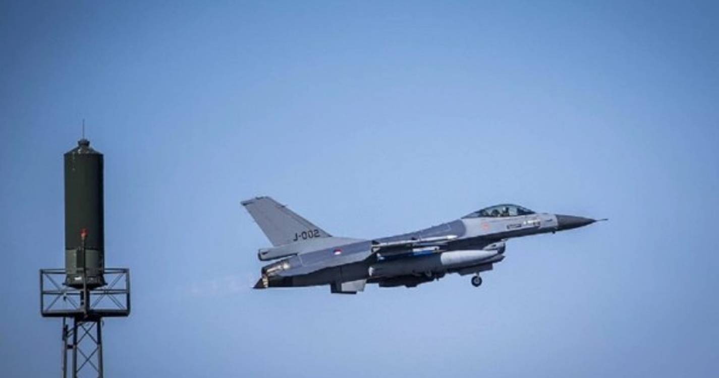 Dinamarca deteta dois bombardeiros russos que se dirigiam para espaço aéreo neerlandês