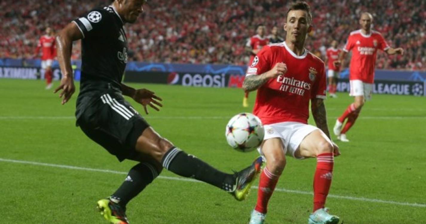 Benfica vence Juventus e garante 'oitavos' da Liga dos Campeões