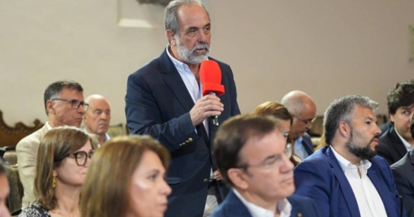 Jornadas Madeira: Tráfico na Rua Conde Carvalhal preocupa junta de Freguesia