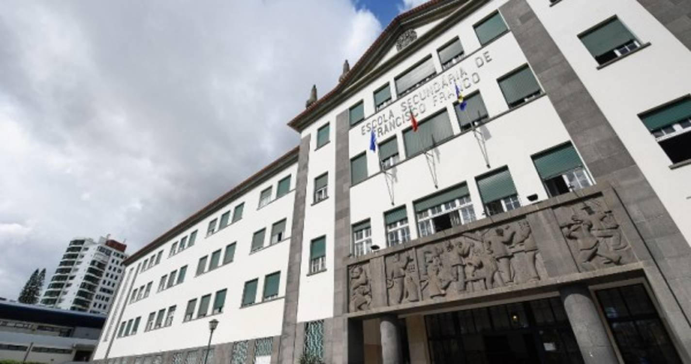 Funcionários, professores e alunos da Francisco Franco homenageados