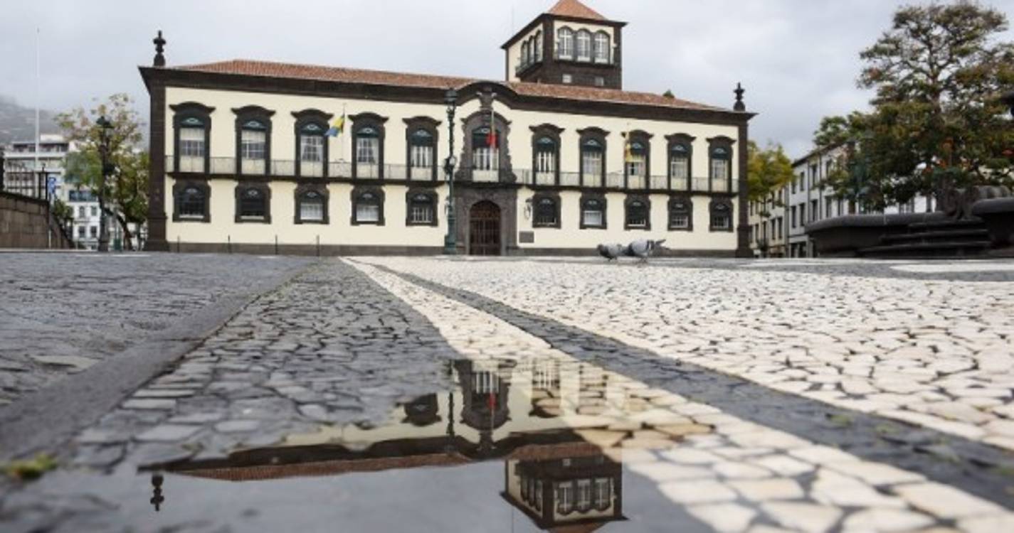 Câmara Municipal Funchal e Direção Geral de Reinserção e Serviços Prisionais assinam protocolo