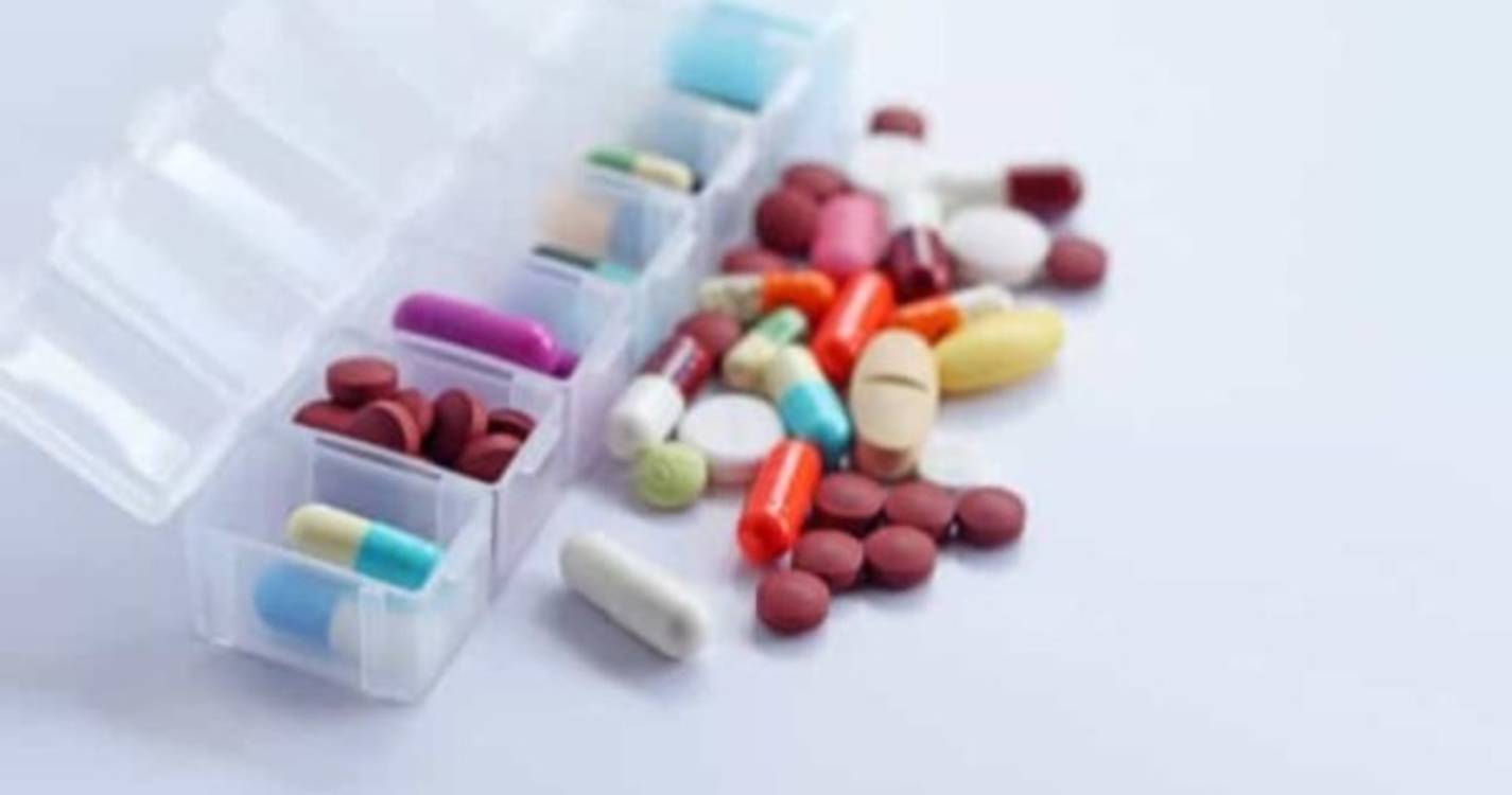 Bastonário dos Farmacêuticos diz que é preciso rever preços dos genéricos