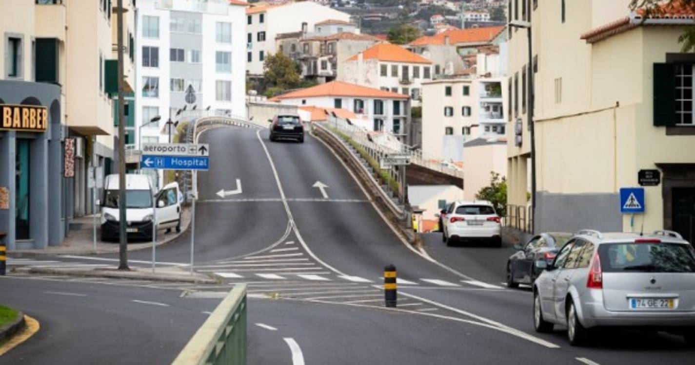 Trabalhos obrigam a fechar circulação na Via 25 de Abril amanhã à noite. Conheça as alternativas