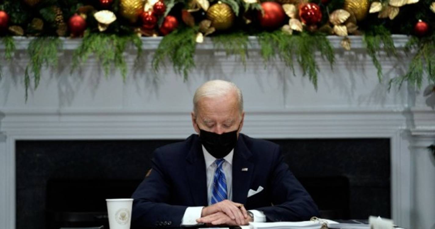 Covid-19: Biden vai mobilizar pessoal médico militar para apoiar hospitais