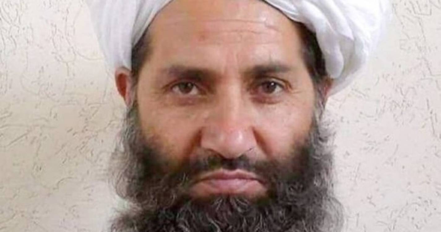 Afeganistão: Líder talibã avisa o mundo para parar de se intrometer nos assuntos afegãos