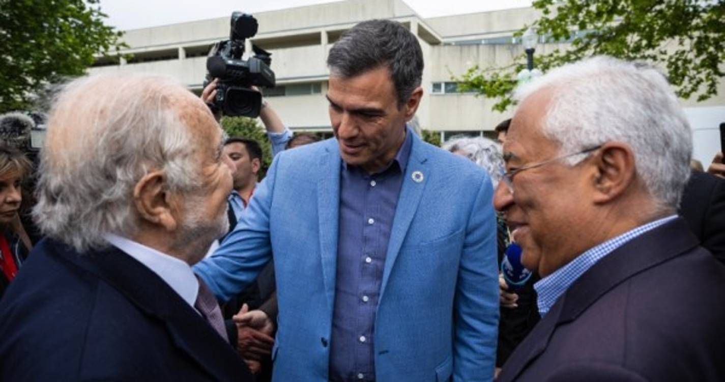 Manuel Alegre diz que só com PS há soluções de estabilidade política no país