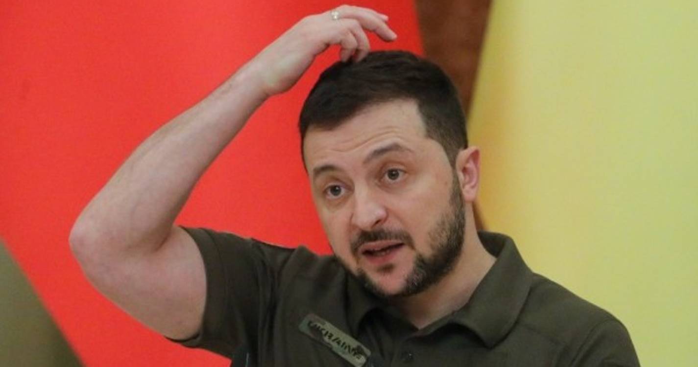 Zelensky condena intenção da Rússia de suspender acordo nuclear com EUA