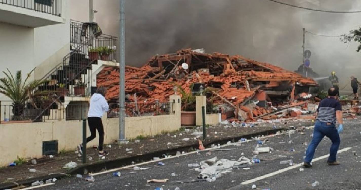 Santana: Explosão deixou restaurante e habitação &#34;praticamente destruídos&#34;. Há um ferido a registar