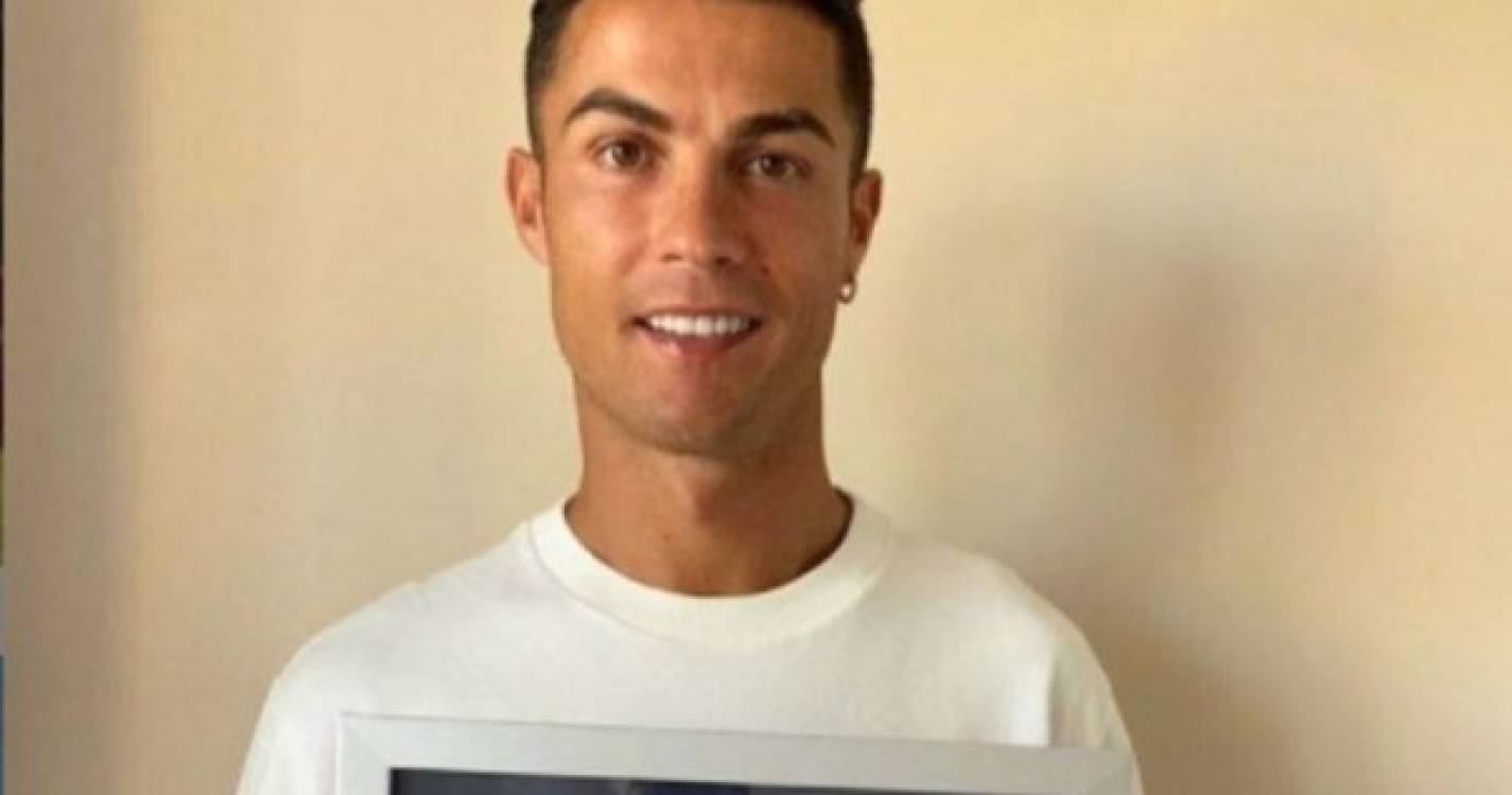 Cristiano Ronaldo realiza sonho de menino de dez anos