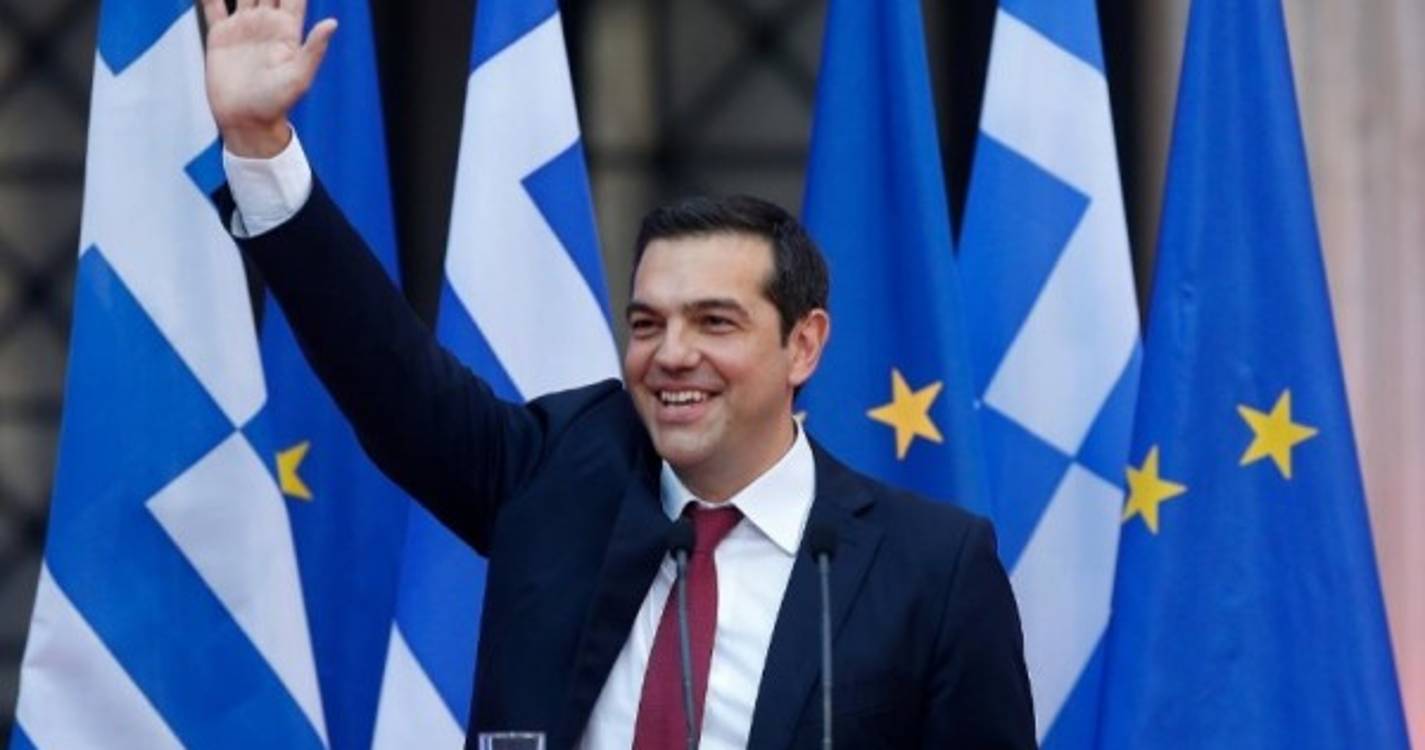 Alexis Tsipras reeleito líder do Syriza com forte apoio das bases