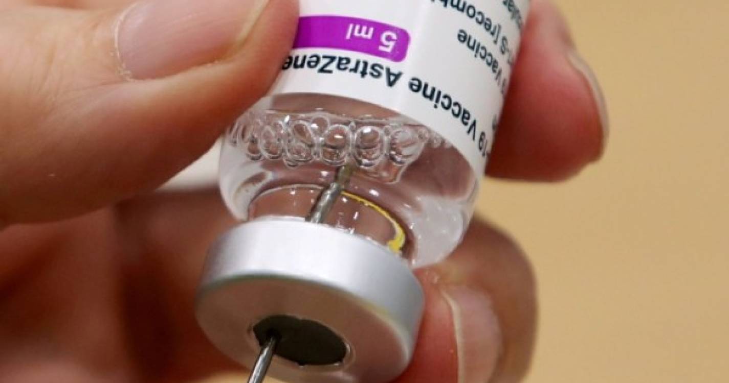 Portugal recomenda vacina da AstraZeneca para pessoas acima de 60 anos