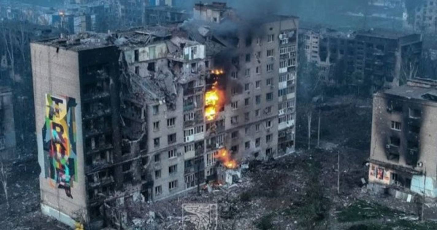 Ucrânia: Kiev afirma ter furado linha de defesa russa perto de Bakhmut