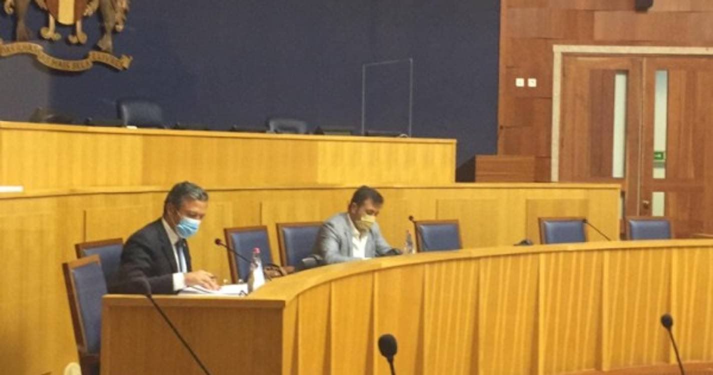 Calado na Assembleia para prestar esclarecimentos sobre Conta da Região