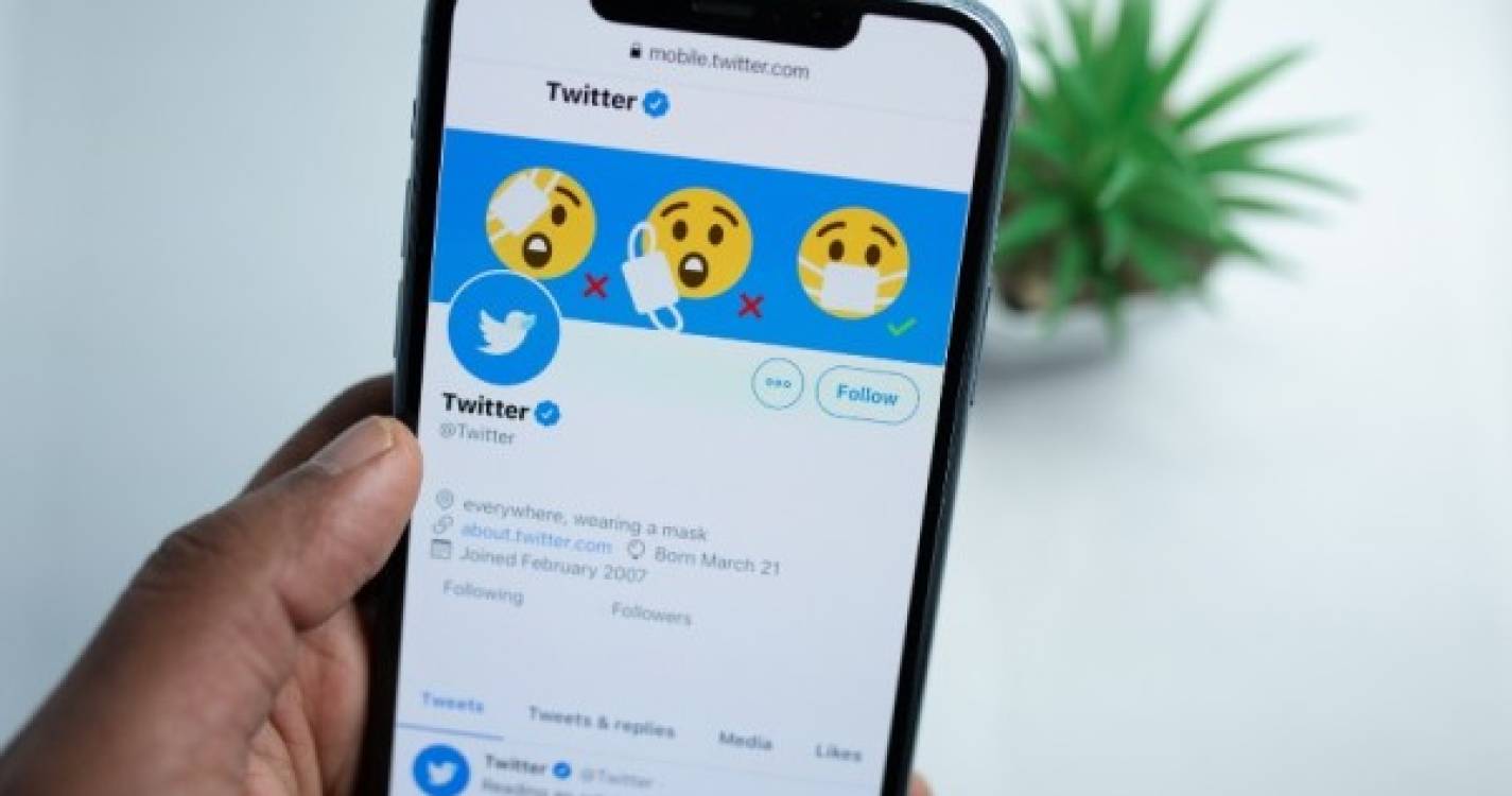 Twitter planeia 'botão' para cancelar um 'tweet' logo após publicação