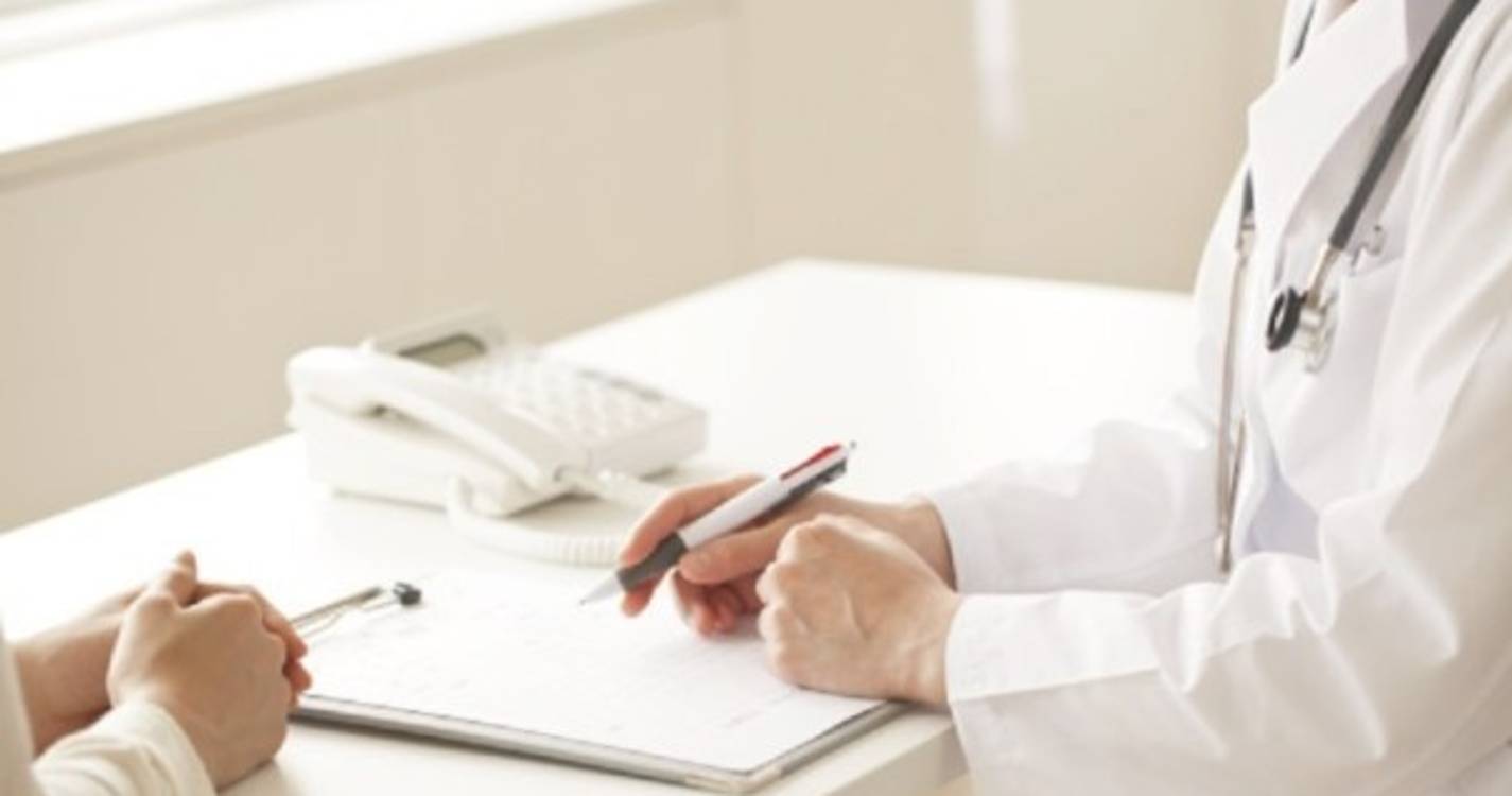 Concentração do esperma é metade do que era há 50 anos, diz estudo