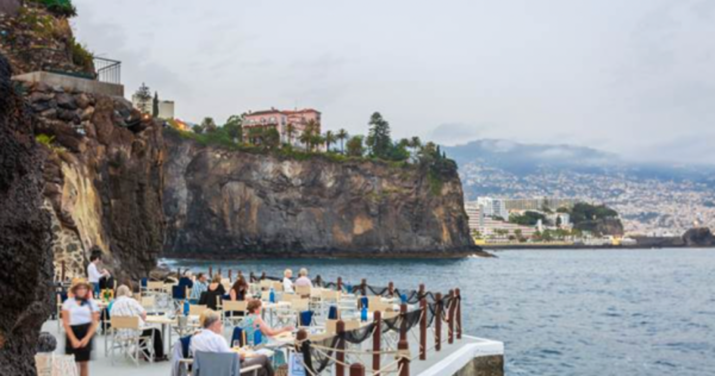 Noites de verão animadas nos hotéis PortoBay no Funchal