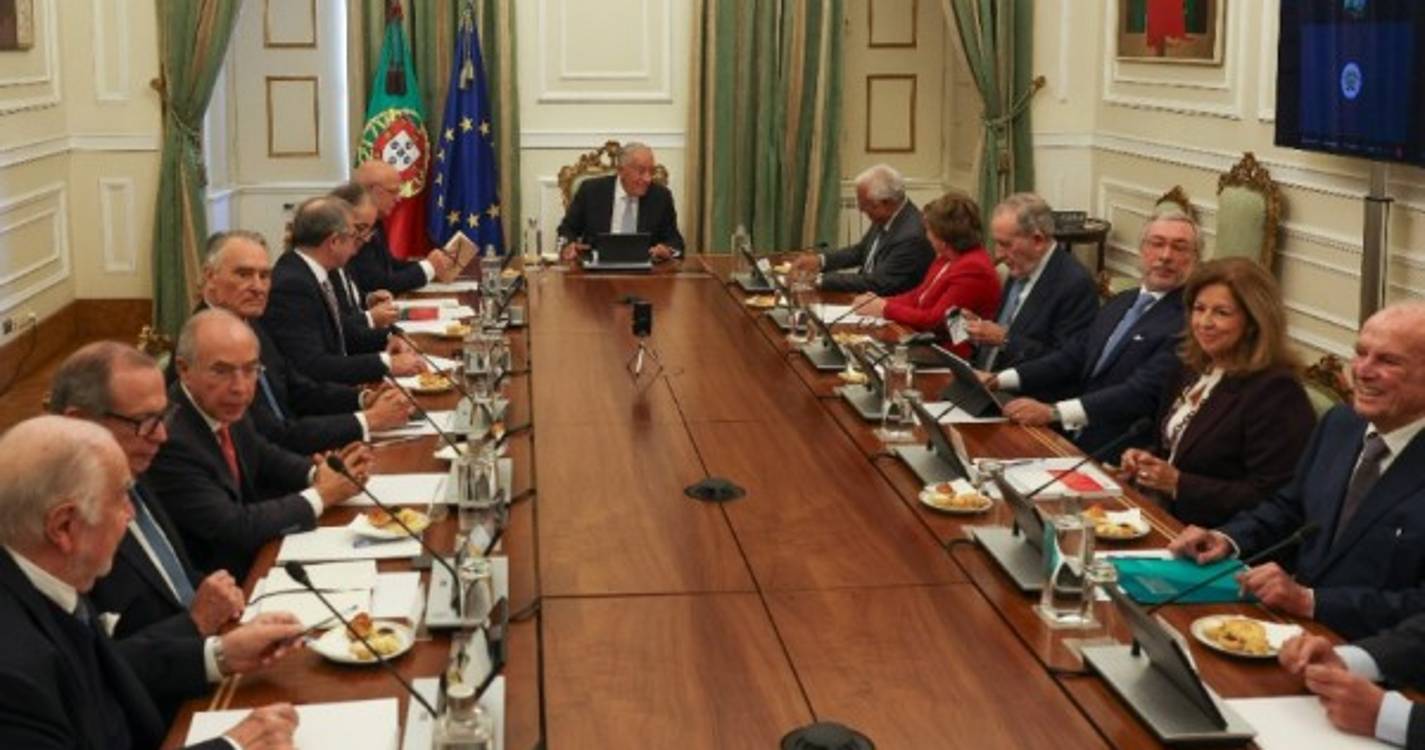 Marcelo anuncia dissolução do Parlamento às 20 horas