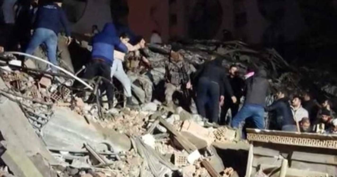 Balanço do sismo na Turquia aumentou para 641 mortos também na Síria