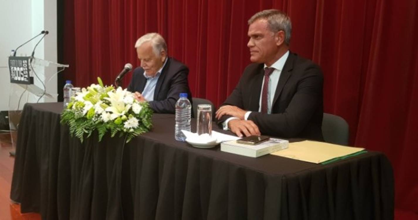 Prémio John Dos Passos 2019 entregue ao prof. Onésimo Teotónio Almeida