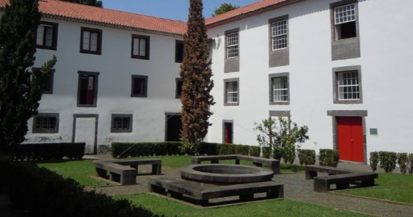 Colégio dos Jesuítas acolhe 8º encontro anual do Centro de Química da Madeira