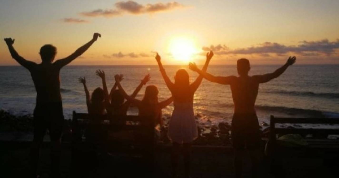 Clientes da empresa ‘Pearl of the Atlantic’ encantados com fotos do nascer do sol (com fotos)