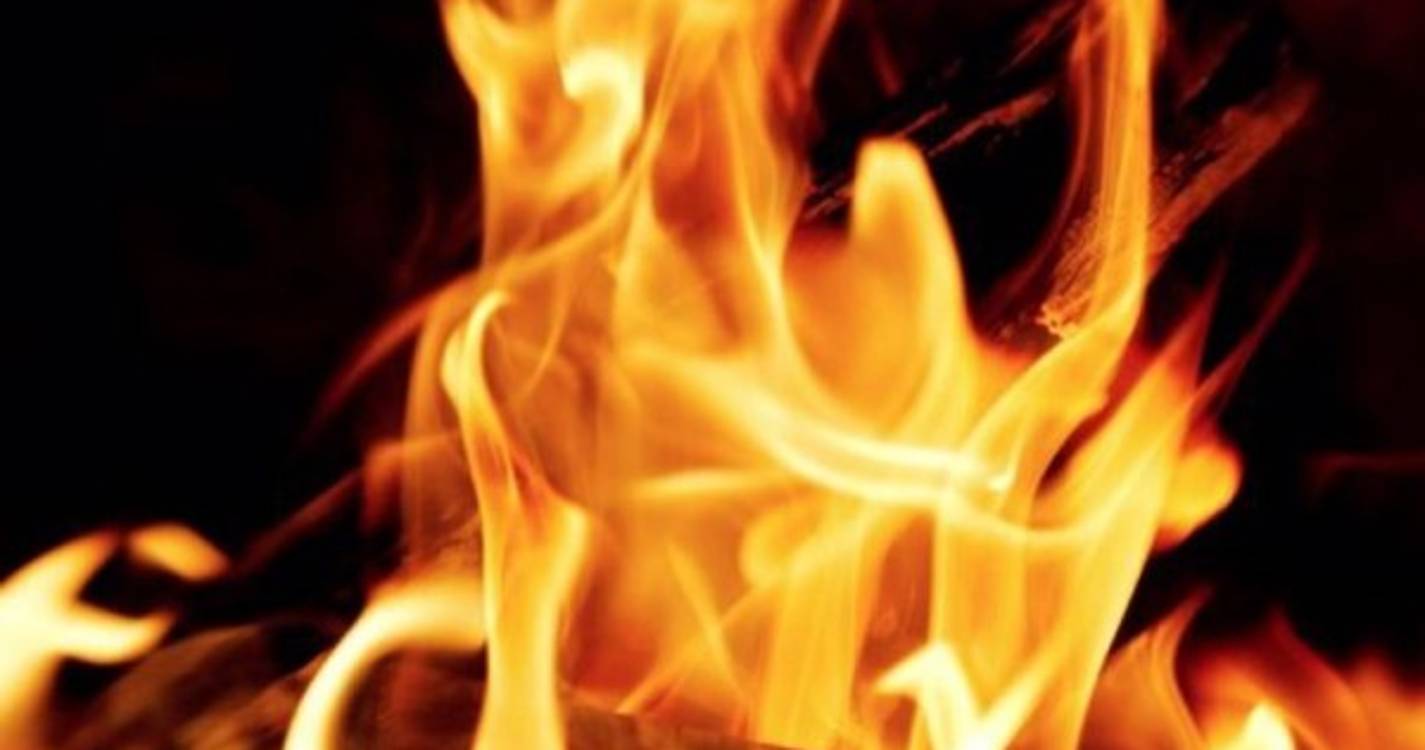 Prédio na Maia evacuado por causa de fogo em restaurante no rés-do-chão