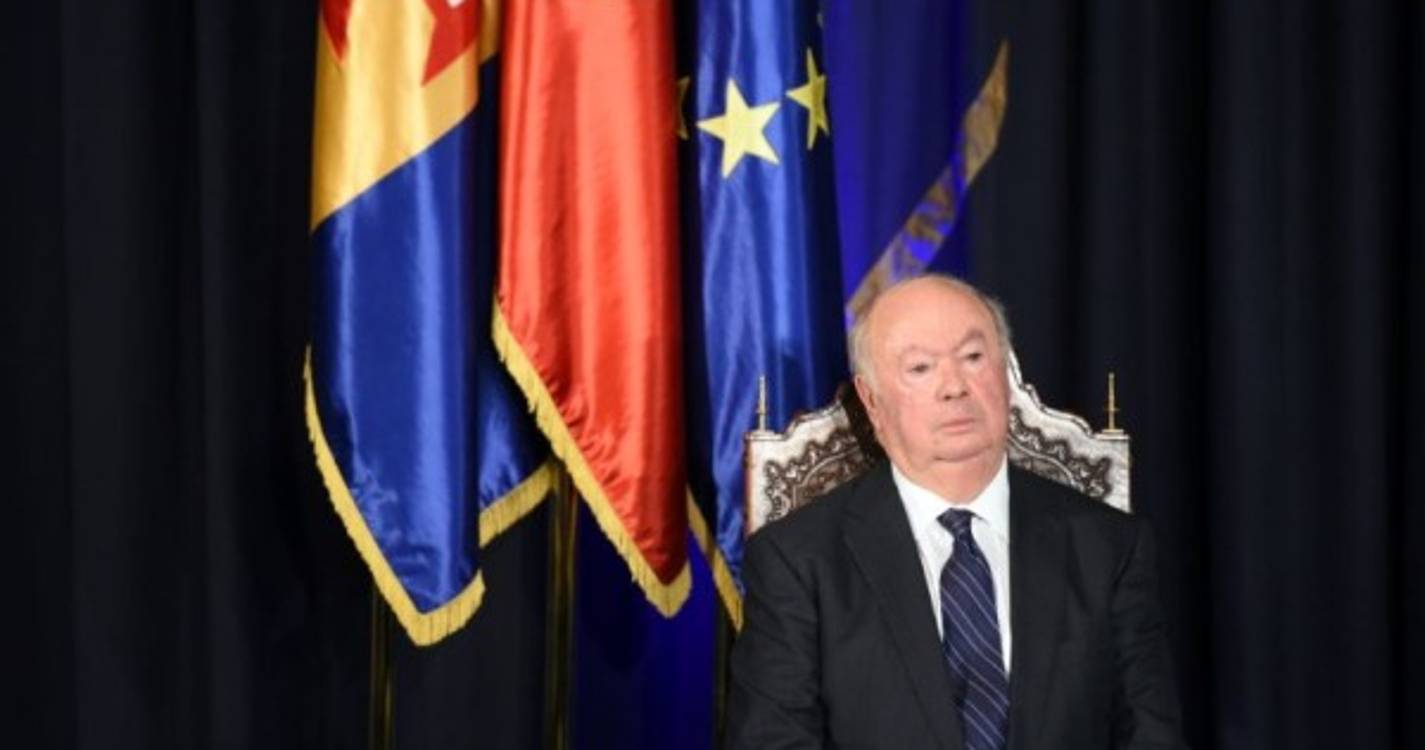 Alberto João Jardim: "Demitam-se todos!"